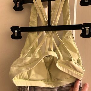 Lululemon top with built in bra